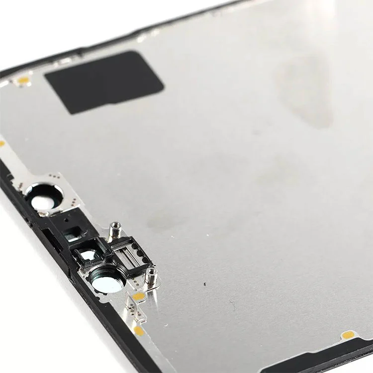 14 più schermi LCD