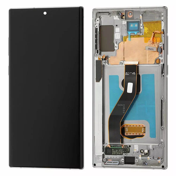Note10 più schermi LCD